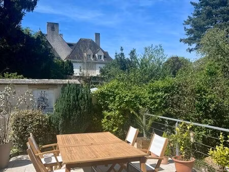 maison centre-ville jardin terrasse au calme