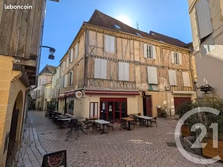 immeuble 600 m² bergerac