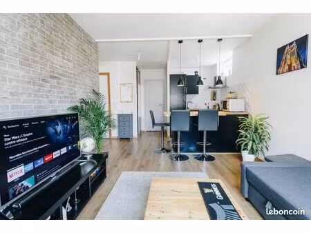 t2 premium 40m² • hyper-centre • rénové 2025