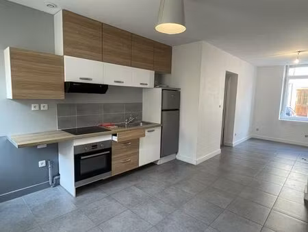 maison de ville 3 chambres - calais nation - nouvelle france