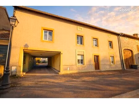 à louer – appartement f3 65 m² avec parking – la maxe