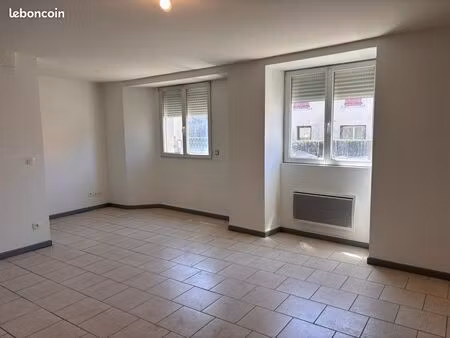 appartement t2 rdc - 50 m2 - parking