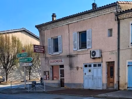 maison de rue avec local commercial