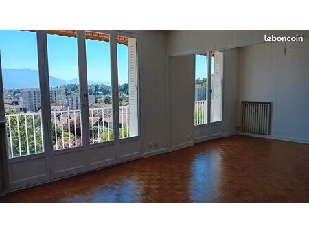 loue voiron belvédère f4 -72 m2 loyer 680 + charges