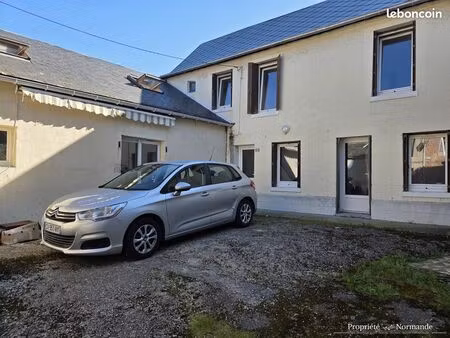 propriété 4 pièces 104 m²