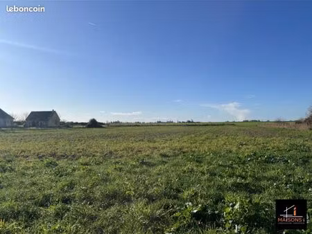 terrain 1 053 m² sacquenville