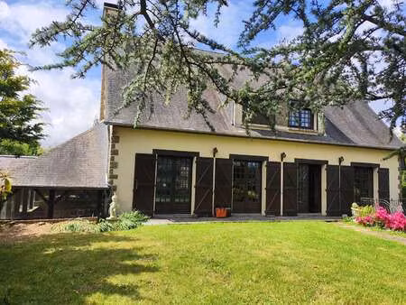 vente maison à isigny-le-buat (50540) : à vendre / 185m² isigny-le-buat