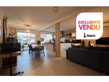 appartement de 104 m² à chateauneuf sur isere - 191 000 €