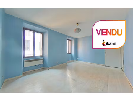 appartement de 95 m² à albertville - 145 000 €