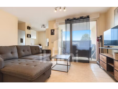 appartement de 40 m² à grigny sur rhône - 135 000 €