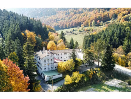 immeuble de 1 686 m² à st agnan en vercors - 595 000 €