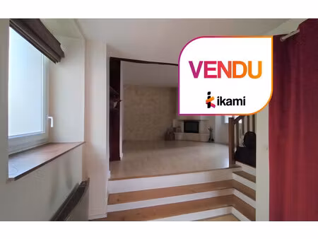 appartement de 105 m² à la ville du bois - 165 000 €