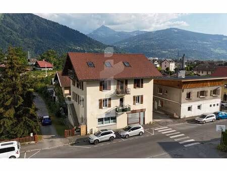 appartement de 107 m² à passy - 365 000 €