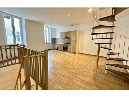 appartement de 89 m² à la sone - 75 000 €