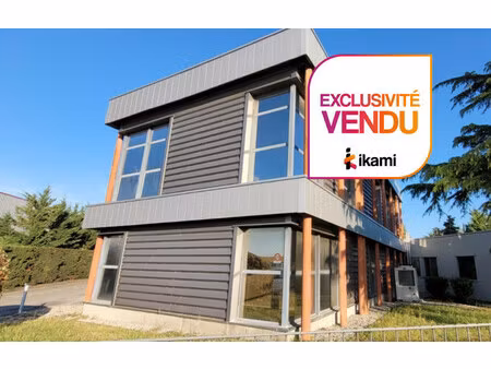 bureaux de 246 m² à portes les valence - 320 000 €