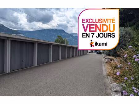 garage de 14 m² à st martin le vinoux - 15 000 €