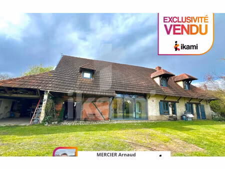 maison de 200 m² à asnans beauvoisin - 160 000 €
