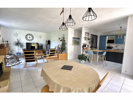 maison de 120 m² à beauregard baret - 279 000 €