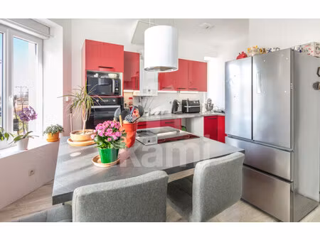 maison de 109 m² à chateauneuf de galaure - 150 000 €