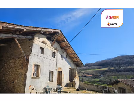 maison de 219 m² à chevrieres - 280 000 €