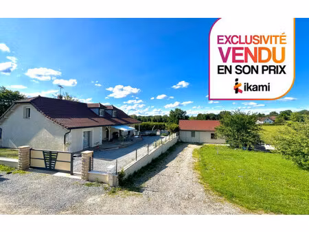 maison de 165 m² à cosges - 298 000 €