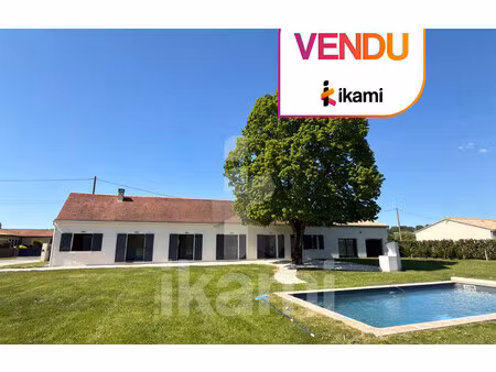 maison de 185 m² à cours de pile - 300 000 €