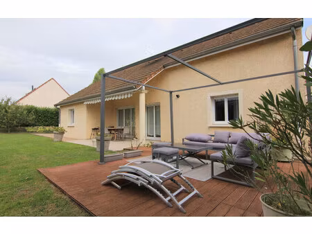 maison de 112 m² à crissey - 250 000 €
