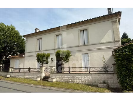 maison de 220 m² à escoussans - 209 600 €