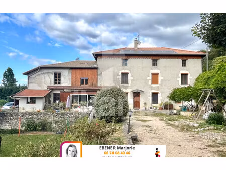 maison de 260 m² à izeron - 330 000 €