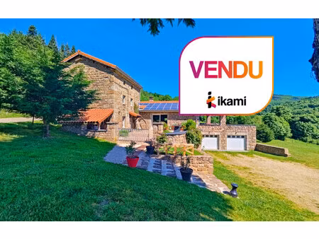 maison de 211 m² à la versanne - 540 000 €