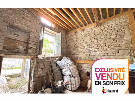 maison de 100 m² à lavigny - 23 000 €