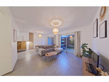 maison de 85 m² à mercury - 270 000 €