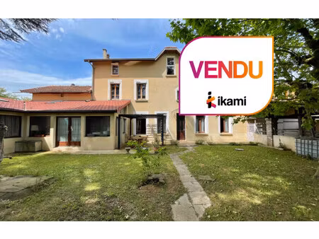 maison de 220 m² à peyrins - 300 000 €