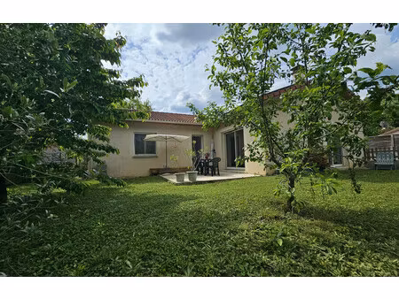 maison de 103 m² à polienas - 303 000 €