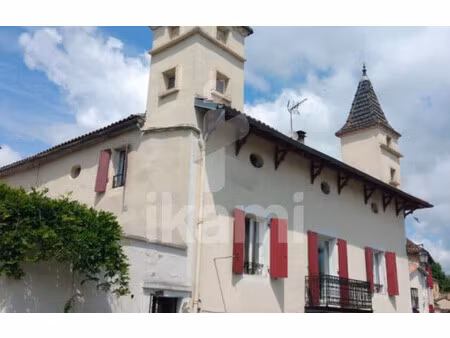 maison de 389 m² à pradines - 329 000 €