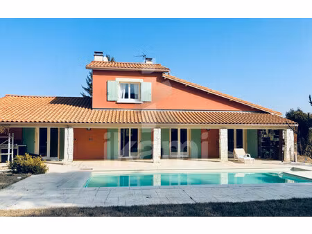 maison de 141 m² à st barthelemy de vals - 335 000 €