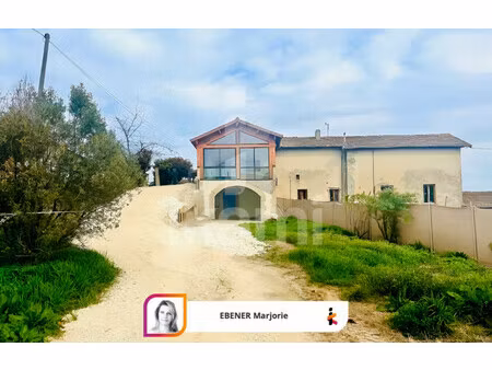 maison de 185 m² à st barthelemy de vals - 1 165 €