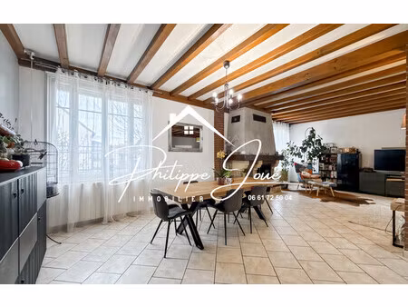 maison de 190 m² à st clement - 298 000 €