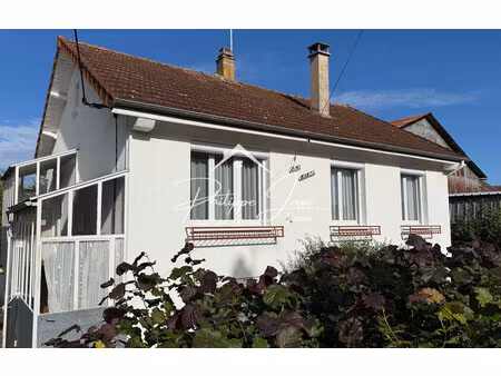 maison de 73 m² à st clement - 149 000 €