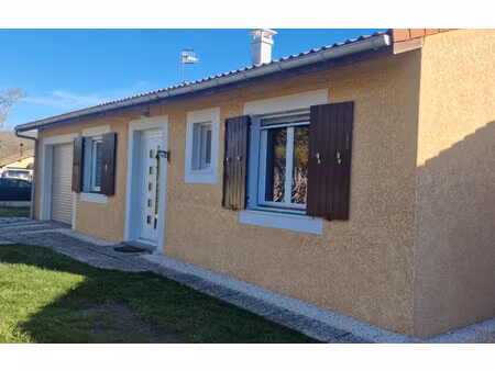 maison de 110 m² à st donat sur l herbasse - 211 000 €