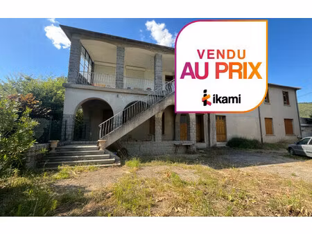 maison de 190 m² à st laurent du pape - 221 000 €