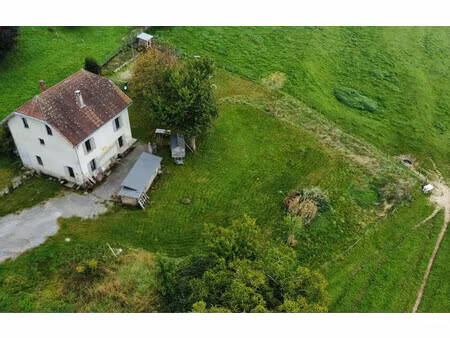 maison de 181 m² à st laurent du pont - 450 000 €