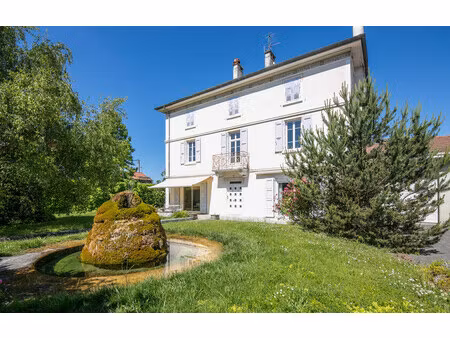 maison de 373 m² à st romans - 235 000 €