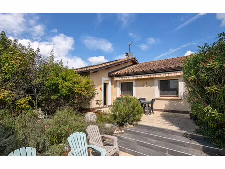maison de 117 m² à st sauveur - 310 000 €