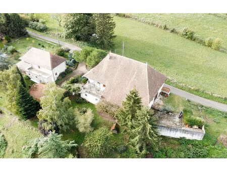maison de 206 m² à val-de-virieu - 330 000 €