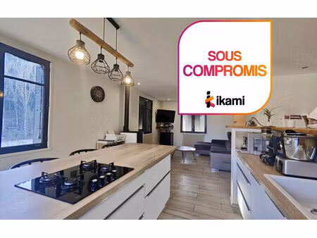 maison de 72 m² à vocance - 170 000 €