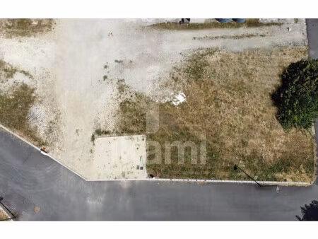 terrain de 467 m² à eymeux - 74 000 €