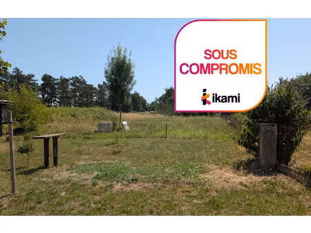 terrain à batir de 1 233 m² à la force - 29 000 €