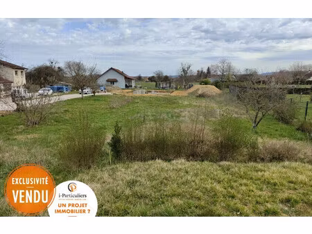 terrain à batir de 944 m² à lons le saunier - 38 000 €