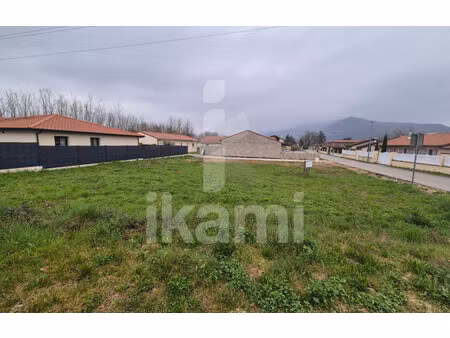 terrain à batir de 744 m² à st hilaire du rosier - 90 000 €